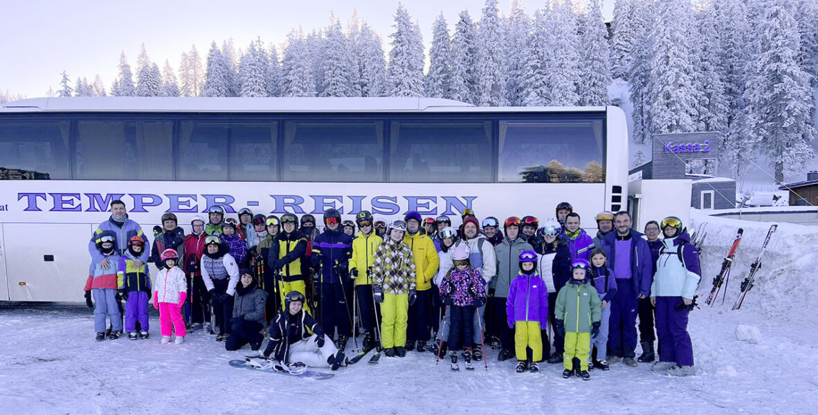 Gruppenfoto Skitag 2024
